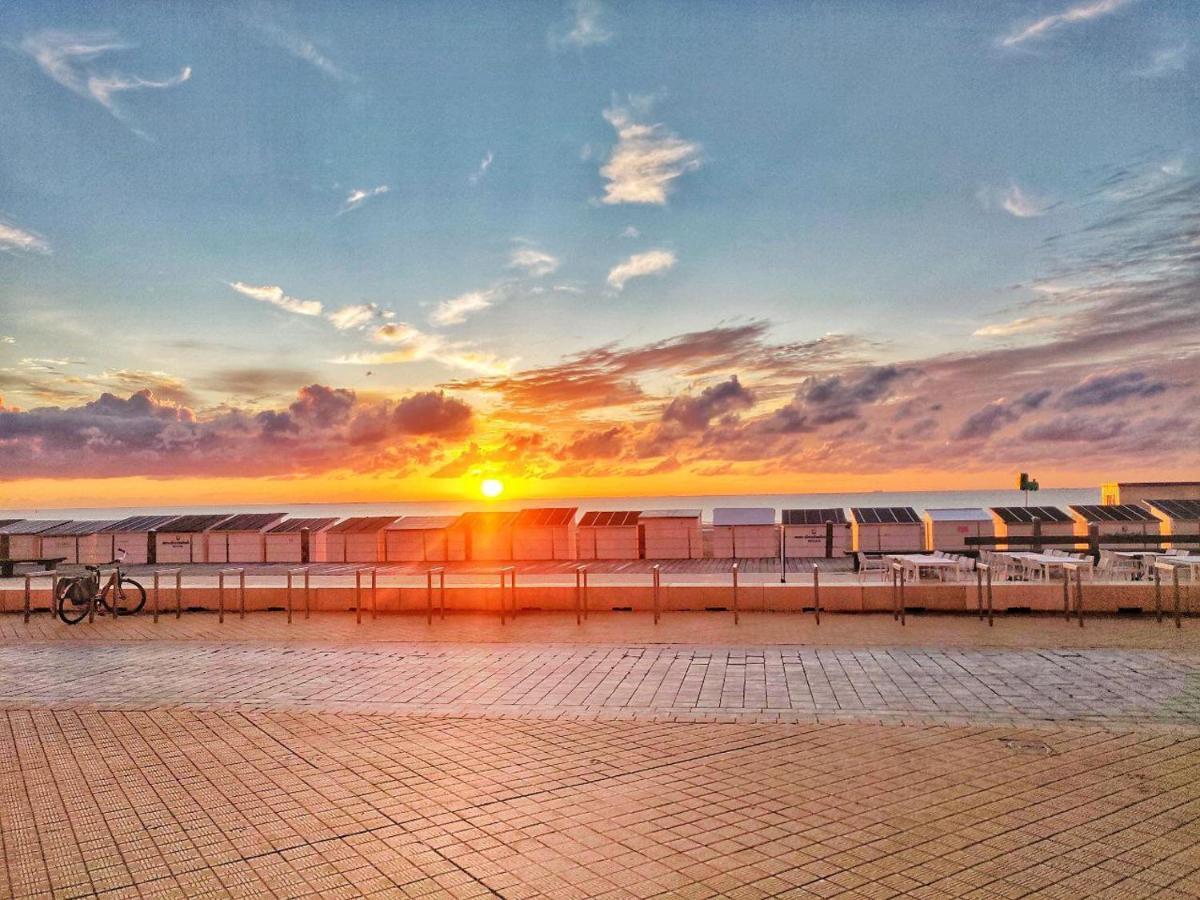 Seaview Eclectic Suite Ostende Exterior foto